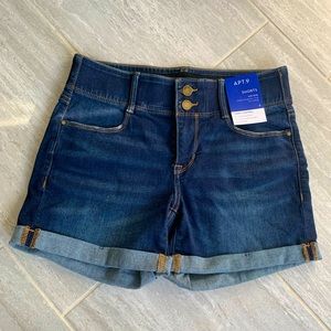 Mid Rise Shorts NEW with TAGS! Apt. 9 Brand